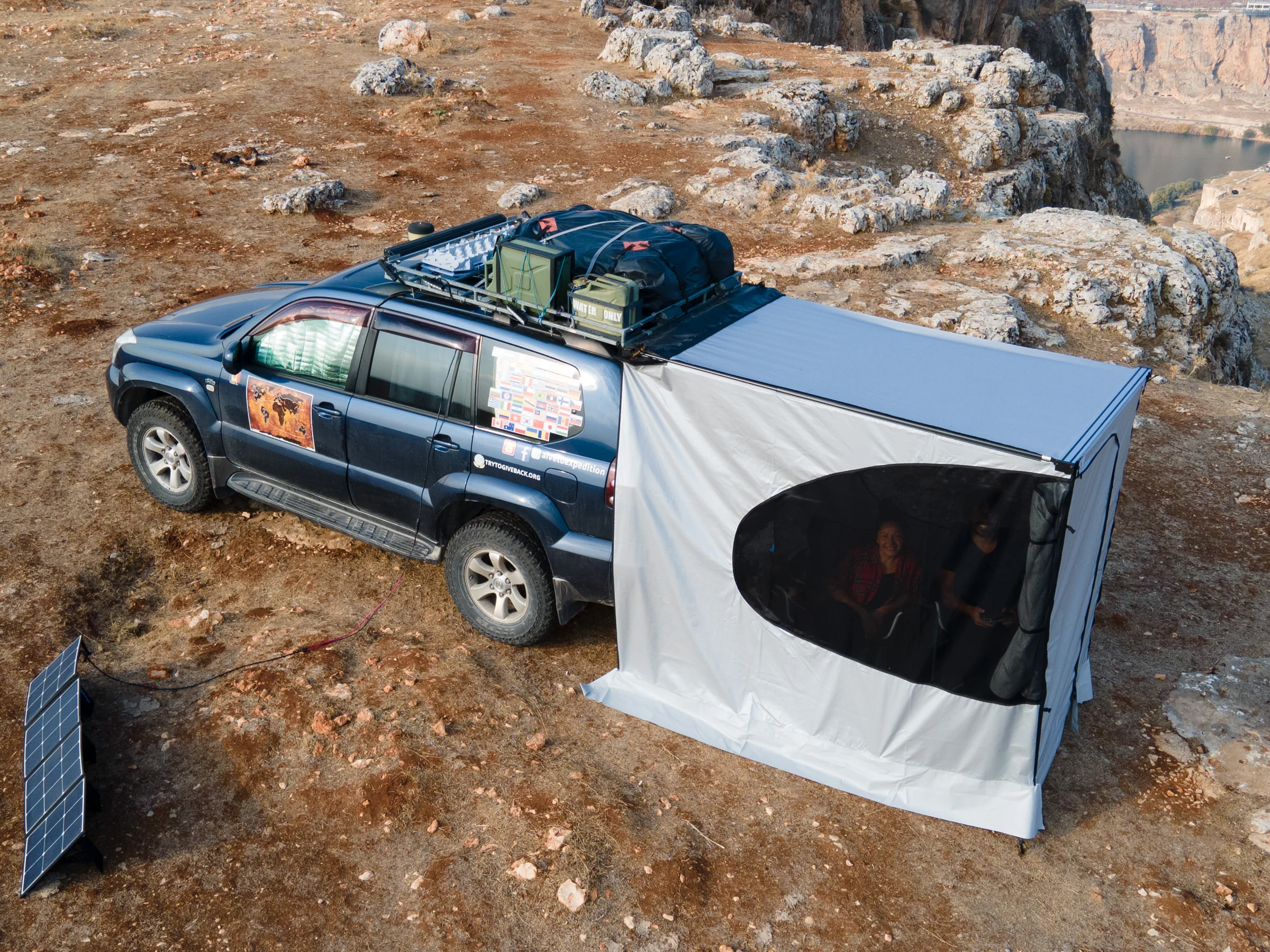 James Baroud Seitenteile für Heckmarkise