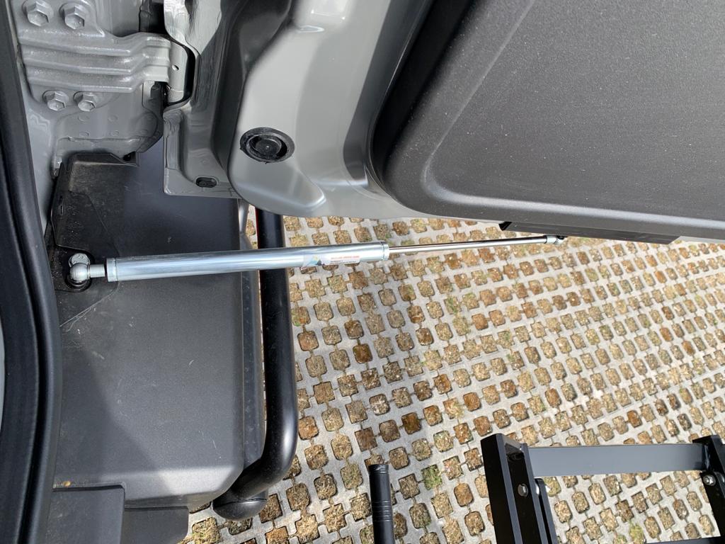 Heckklappendämpfer Suzuki Jimny