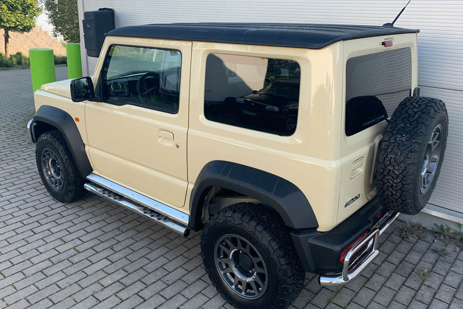 TRITTROHR SUZUKI JIMNY